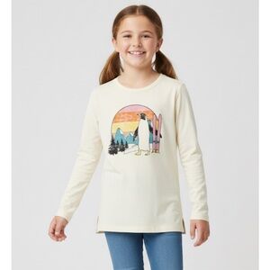 CAT & JACK Graphic Penguin with Ski’s T-Shirt, Girls Size L, Cream